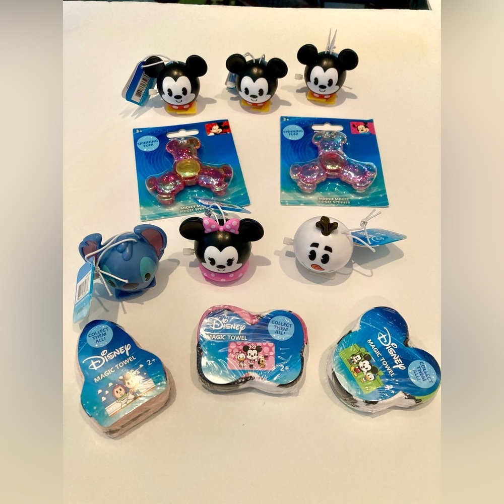 DISNEY Magic Towel Fidget Spinners Walking Wind Up LOT Mickey Stitch Minnie Olaf